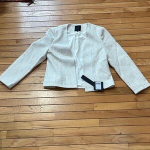 Elegant Cream Blazer